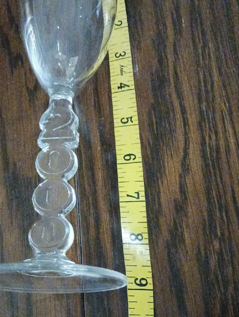 Vintage French Glass Champagne Flutes Commorating Y2K - Set of 2